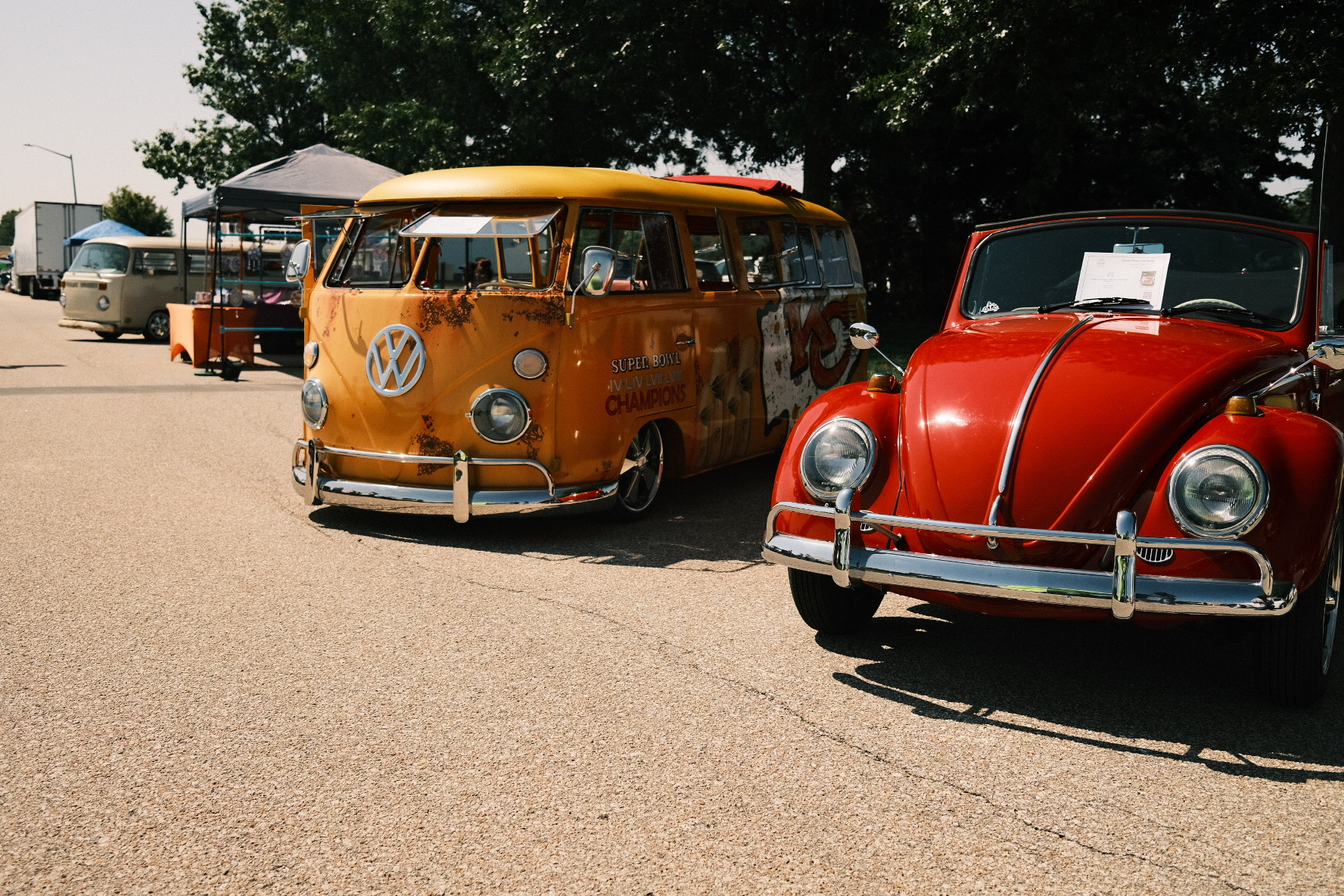 Vintage VW bus and Beetle at the 2025 show
